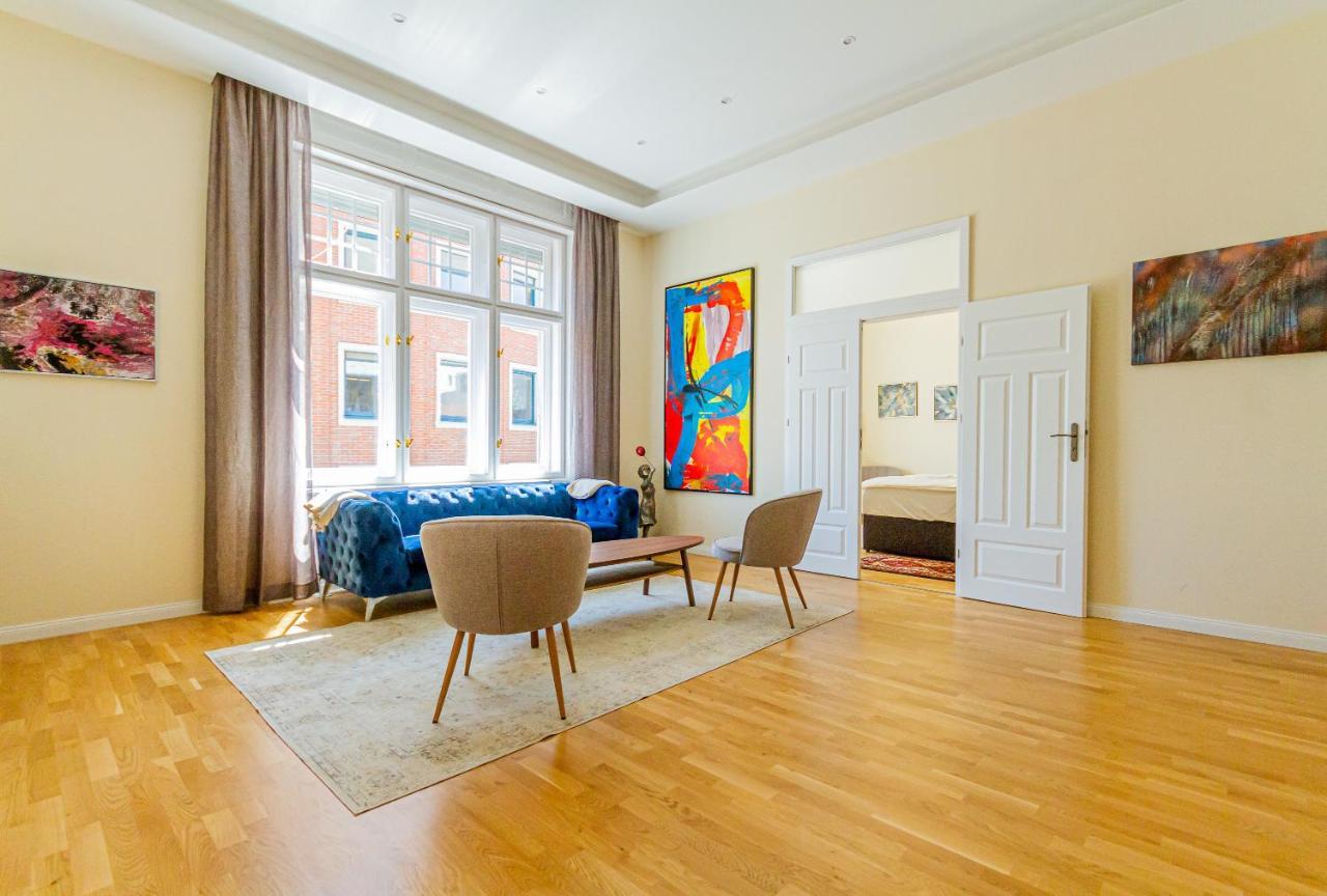Bengt Apartment Kiraly Str. Luxury Suite — Photos 2